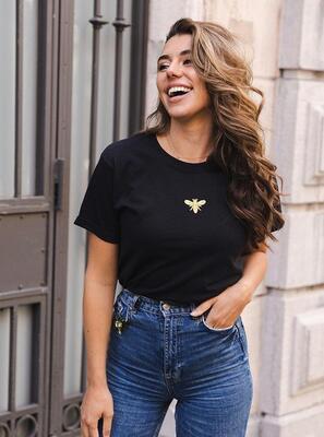 Pinned by K 08848/Black T-shirt Gold Bee